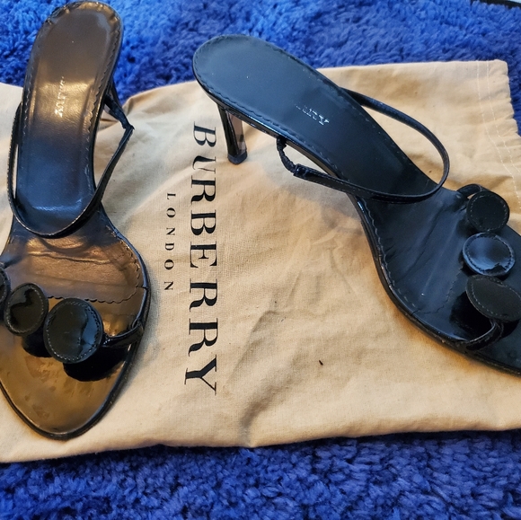 💞HOST PICK💞 Burberry black mule - Picture 6 of 7